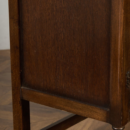 英国 クラシック キャビネット