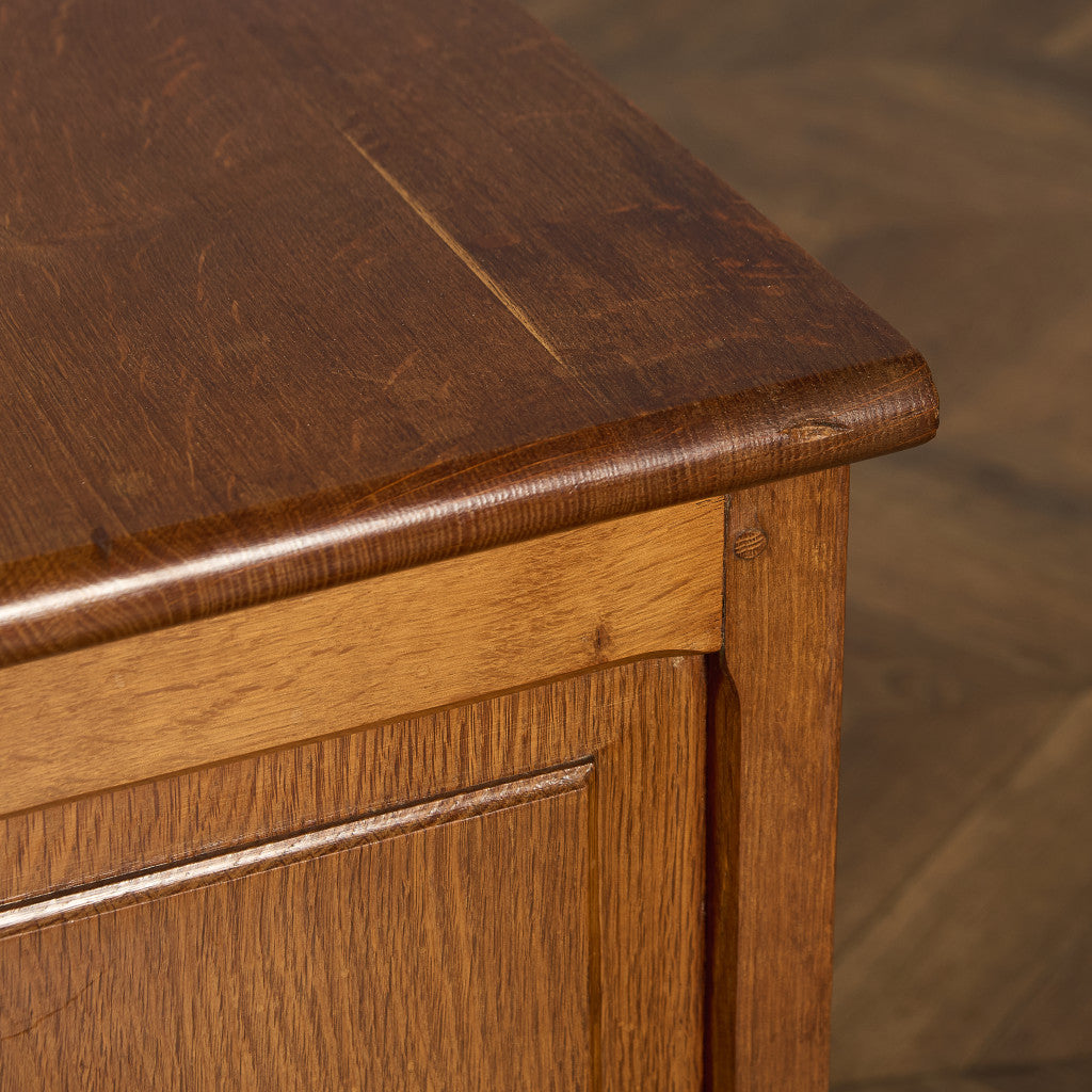 英国 クラシック オーク材 3段 チェスト