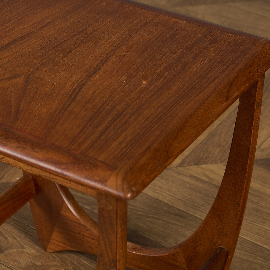 Astro ヴィンテージ タイルトップ ネストテーブル (3552D)