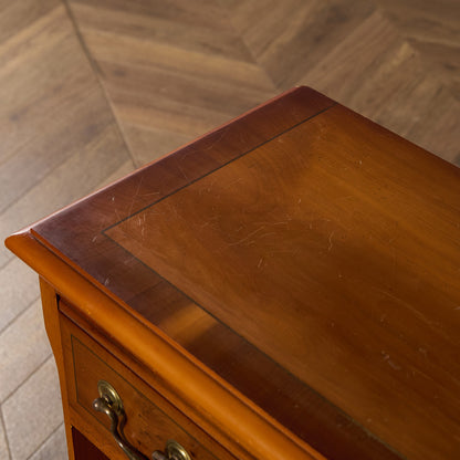 英国 クラシック サイドキャビネット