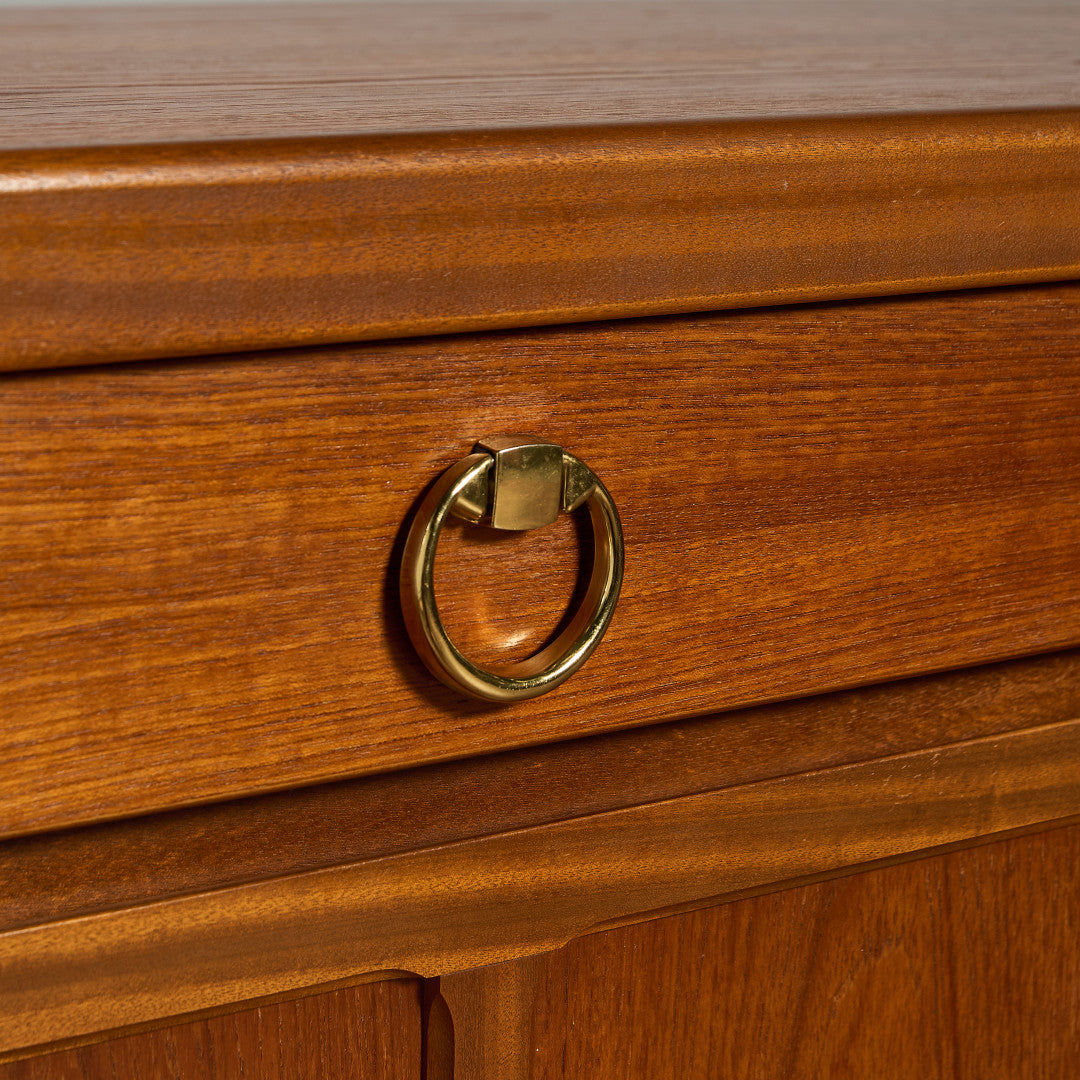 十字扉 ヴィンテージ サイドボード