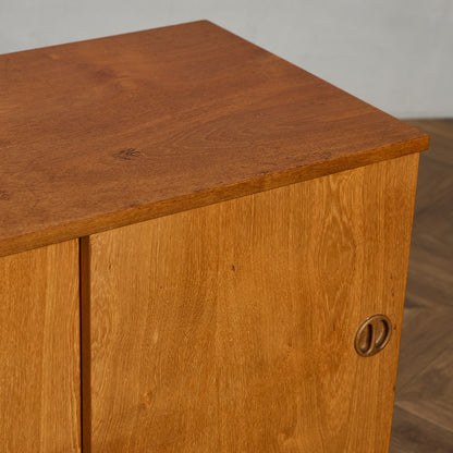 イギリス ヴィンテージ サイドボード