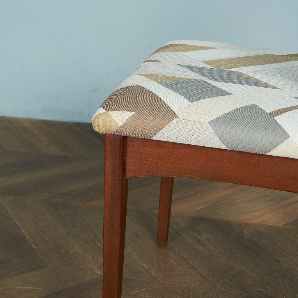 ヴィンテージ ダイニングチェア / 座面張替え済み (LUUM)