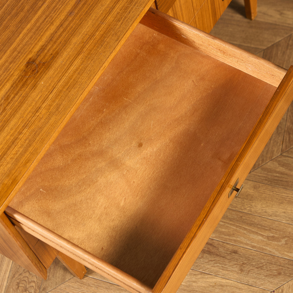 Limelight ヴィンテージ サイドボード