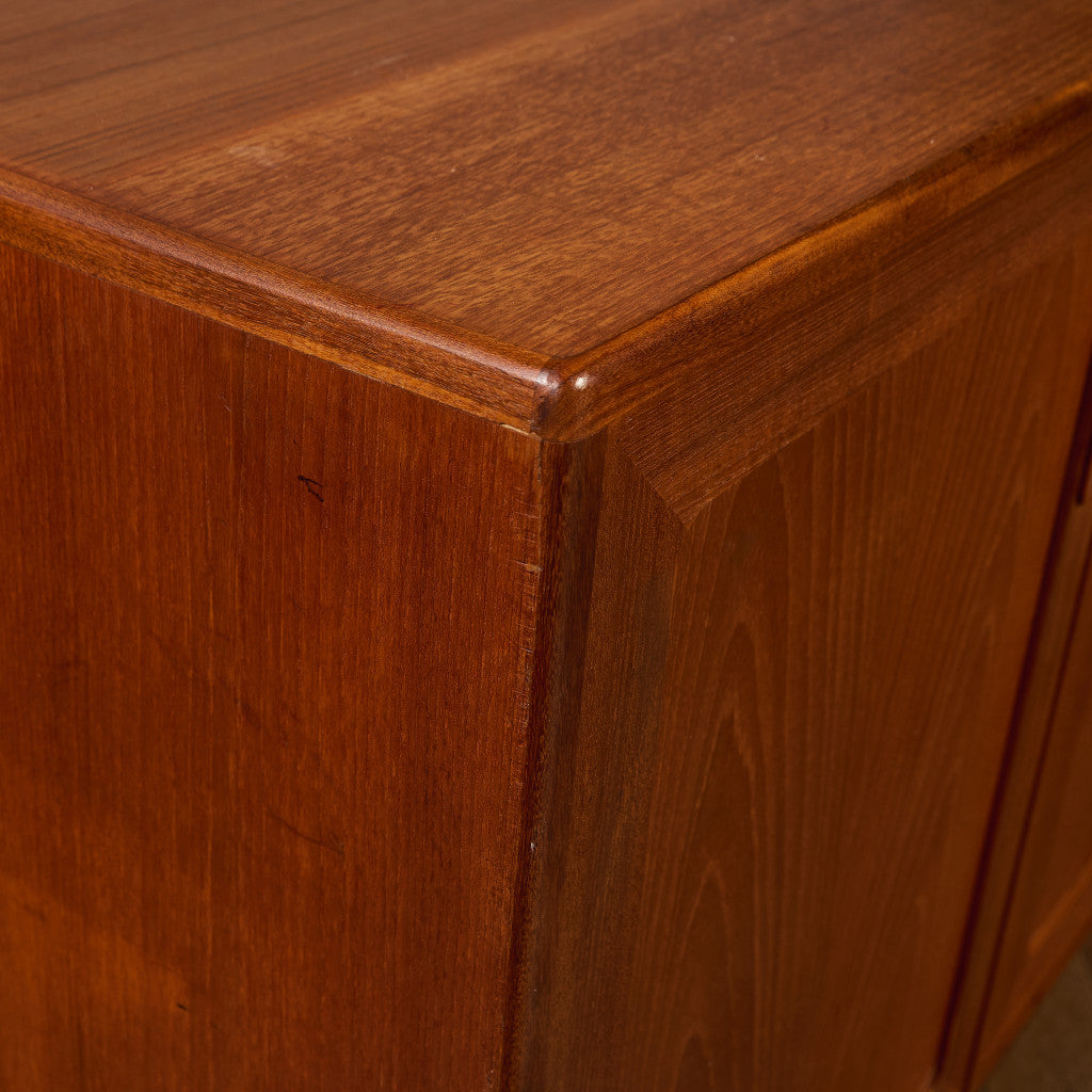 Fresco ヴィンテージ サイドボード