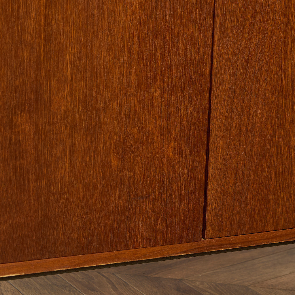 英国 ヴィンテージ キャビネット