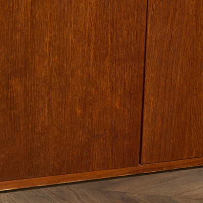 英国 ヴィンテージ キャビネット