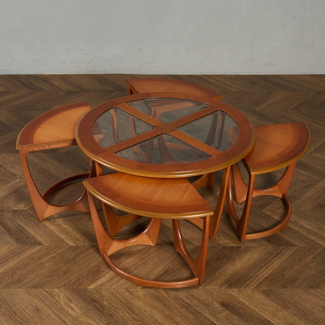 ヴィンテージ ガラストップ ネスト コーヒーテーブル