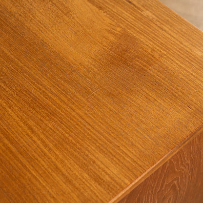 イギリス ヴィンテージ サイドボード