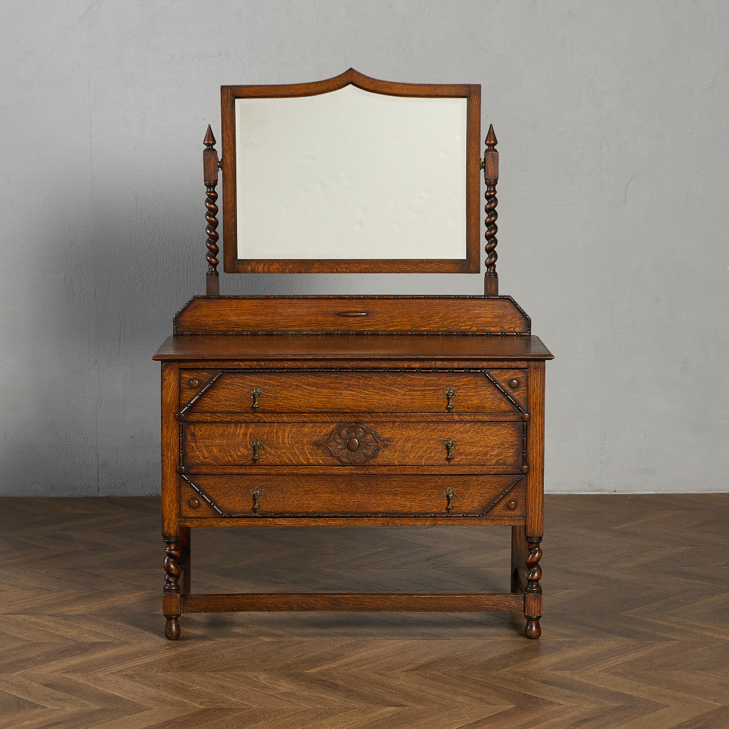 英国 クラシック ドレッシングチェスト ドレッサー