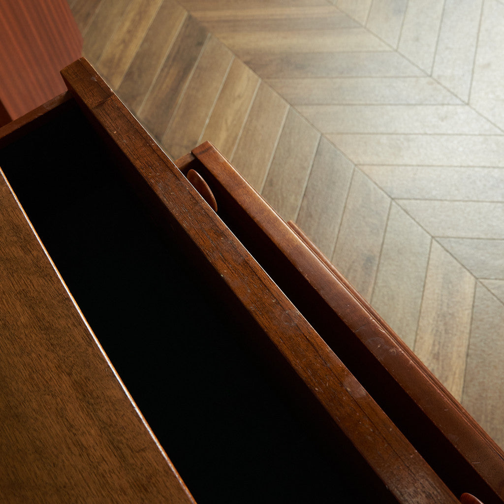 Vesper Furniture ヴィンテージ サイドボード