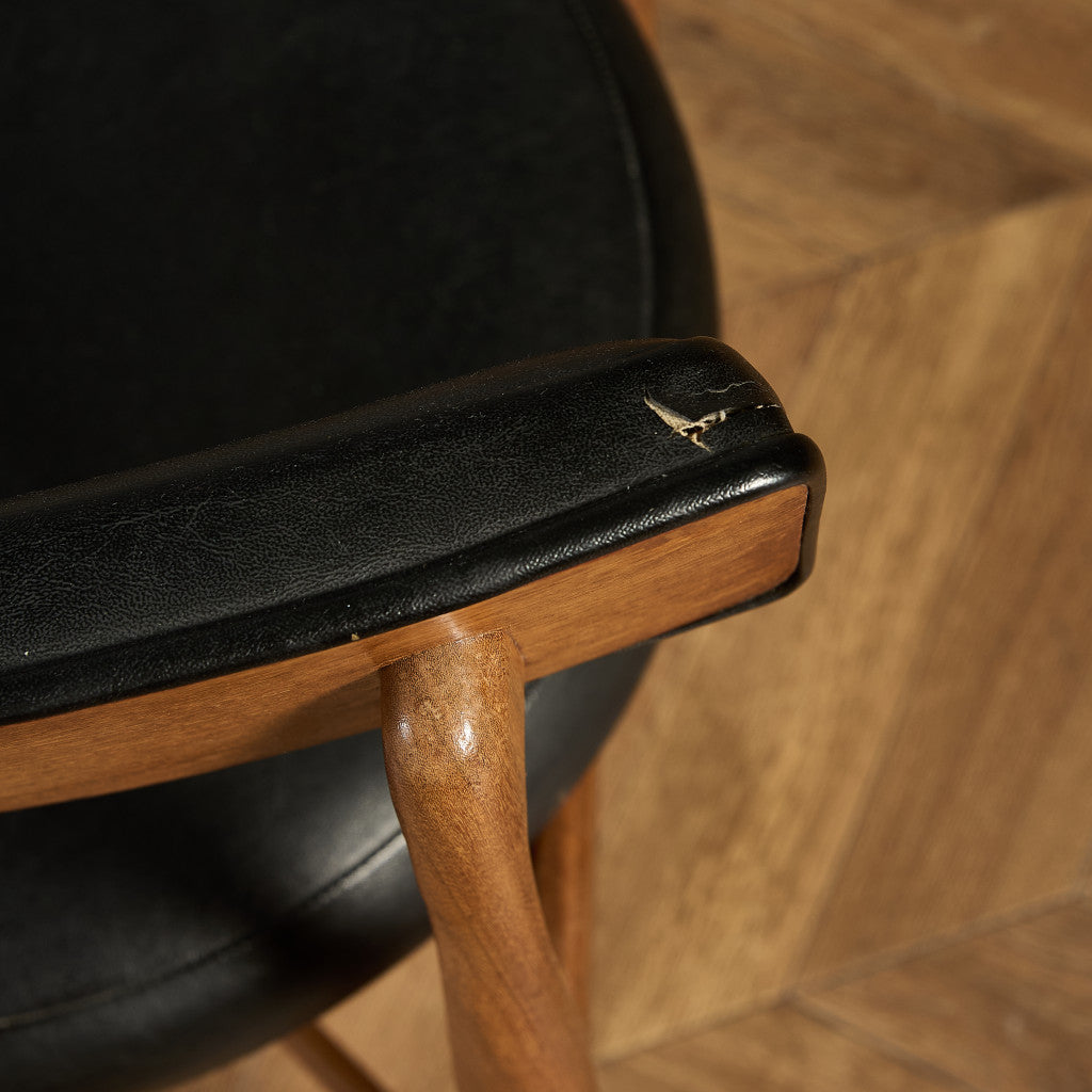 サーキュラーチェア