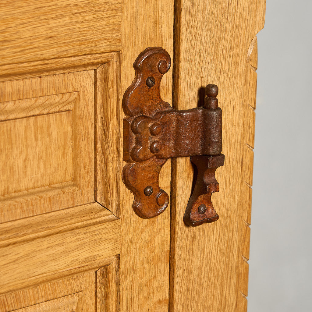 英国 クラシック キャビネット