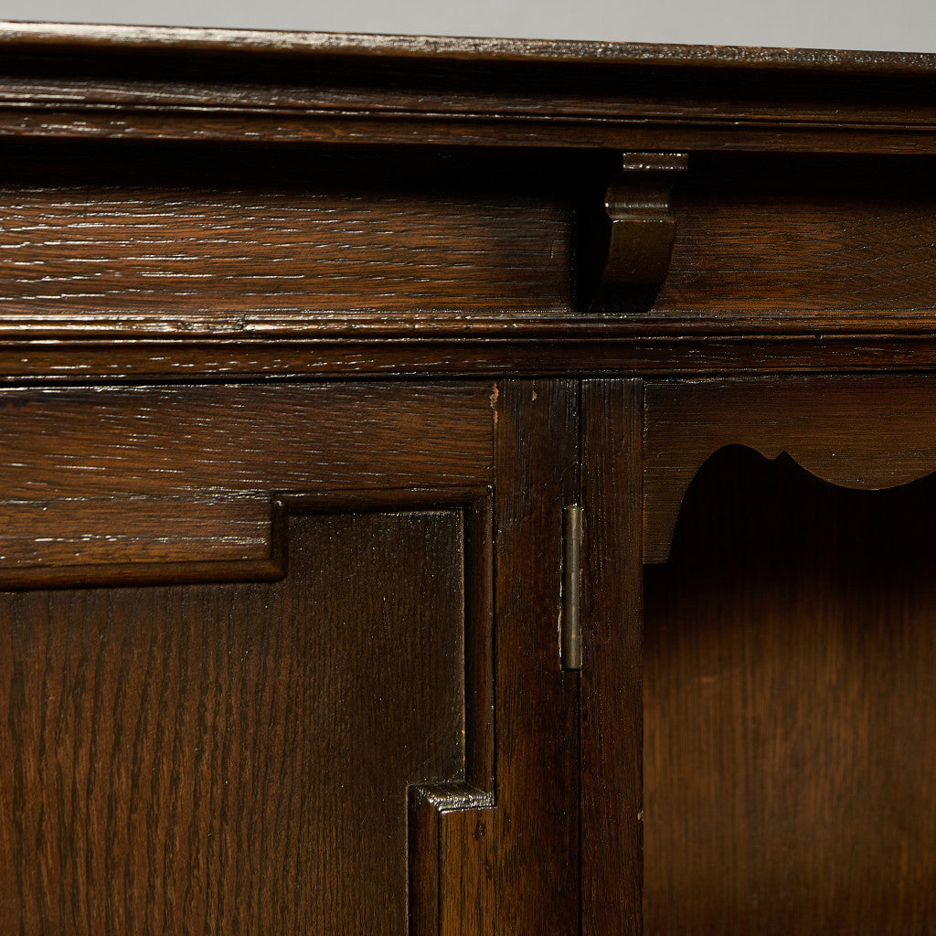 英国 クラシック ウェルシュドレッサー  食器棚