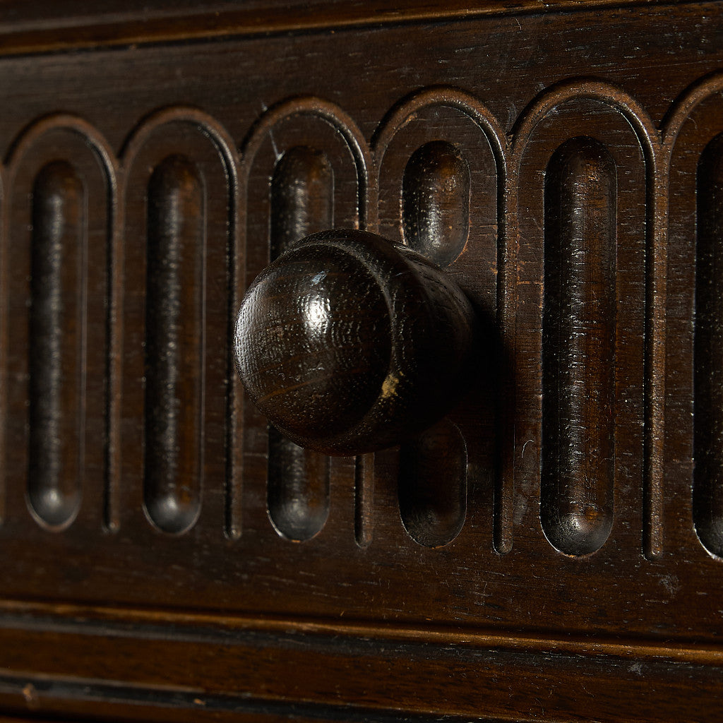 英国 クラシック コートカップボード