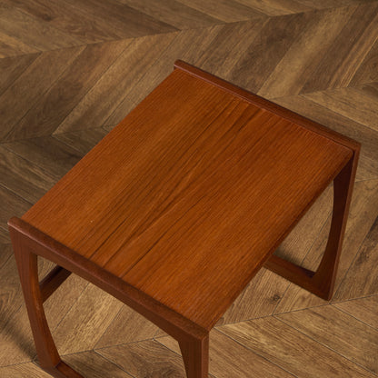 Quadrille ヴィンテージ ネストテーブル