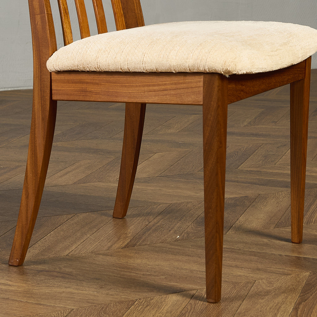 スラットバックチェア (4540)