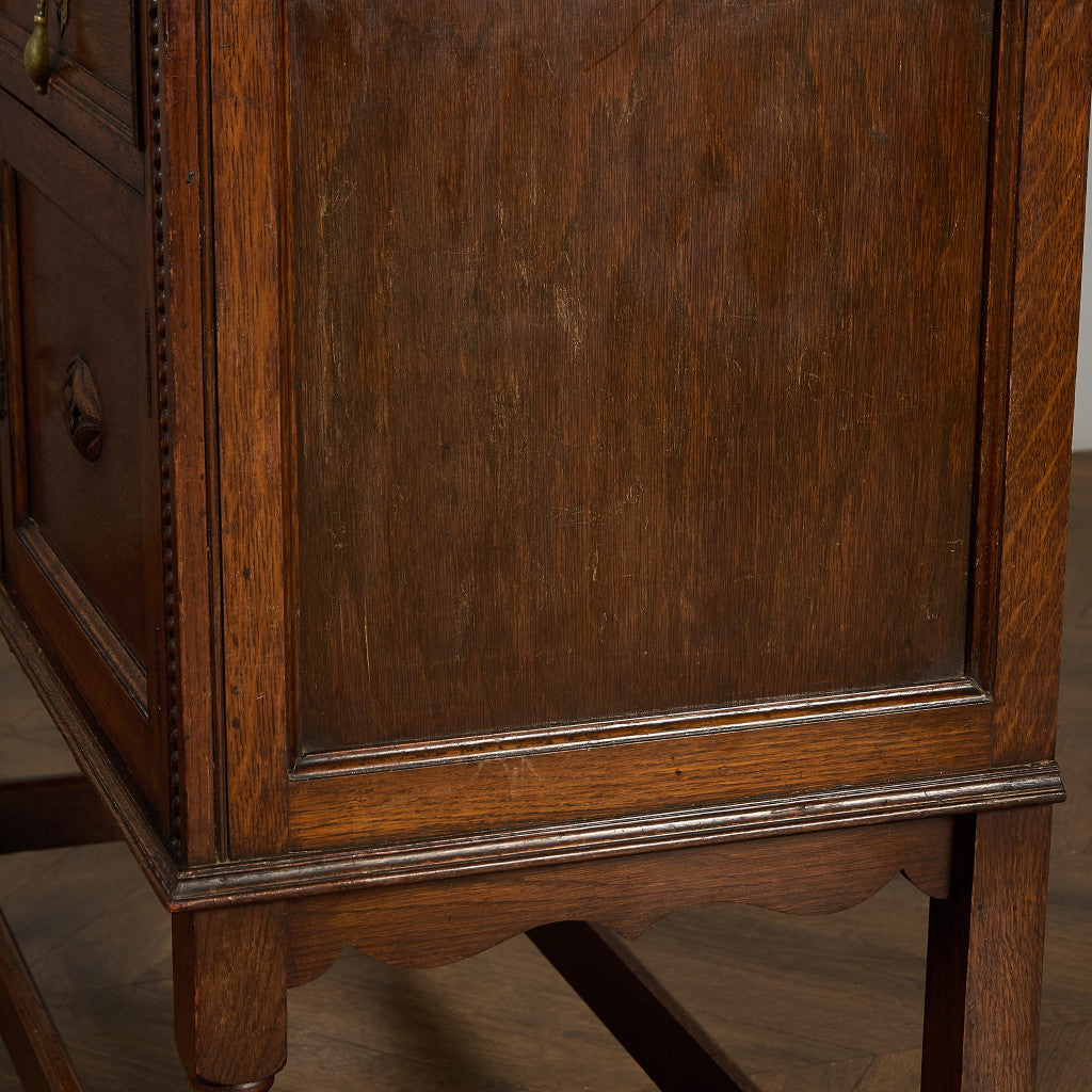 英国 クラシック ウェルシュドレッサー  食器棚