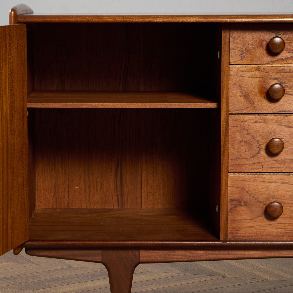 Volany ヴィンテージ サイドボード