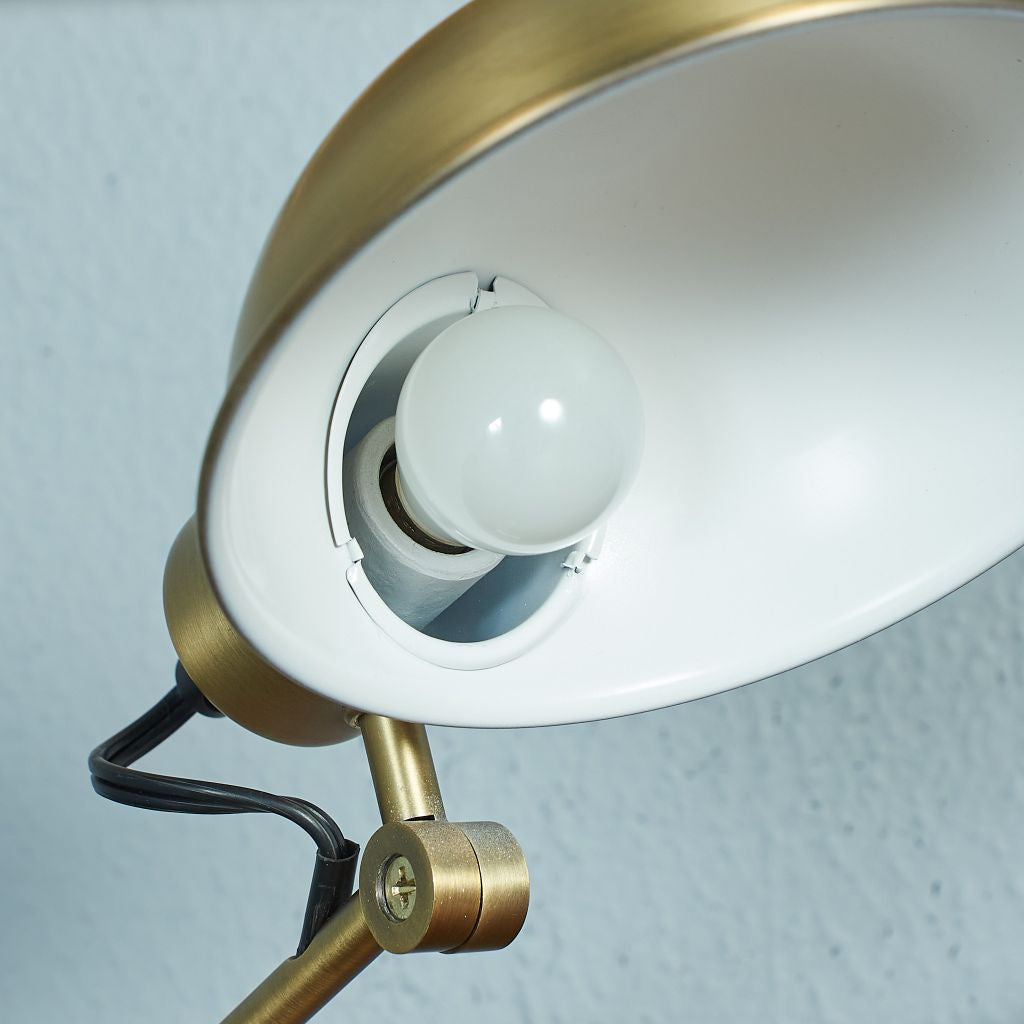 Ferreo フェレオ デスクランプ