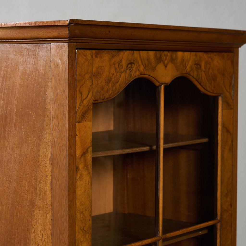 英国 クラシック ウォールナット ブックケース