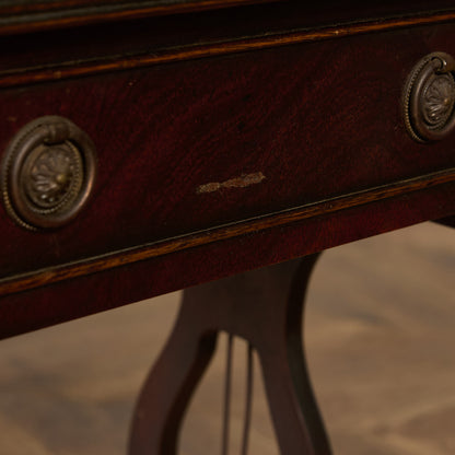 英国 クラシック ハープモチーフ バタフライ サイドテーブル