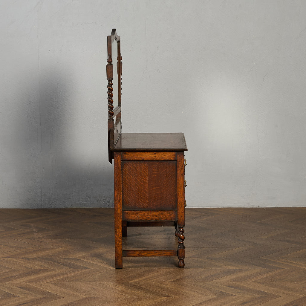 英国 クラシック ドレッシングチェスト ドレッサー