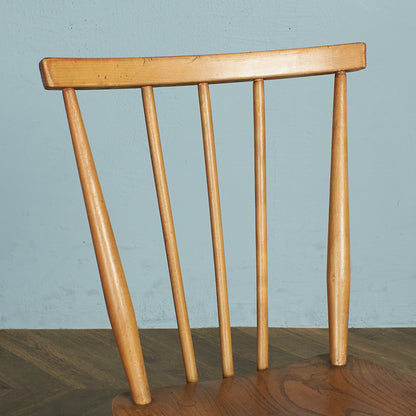 スティックバックチェア