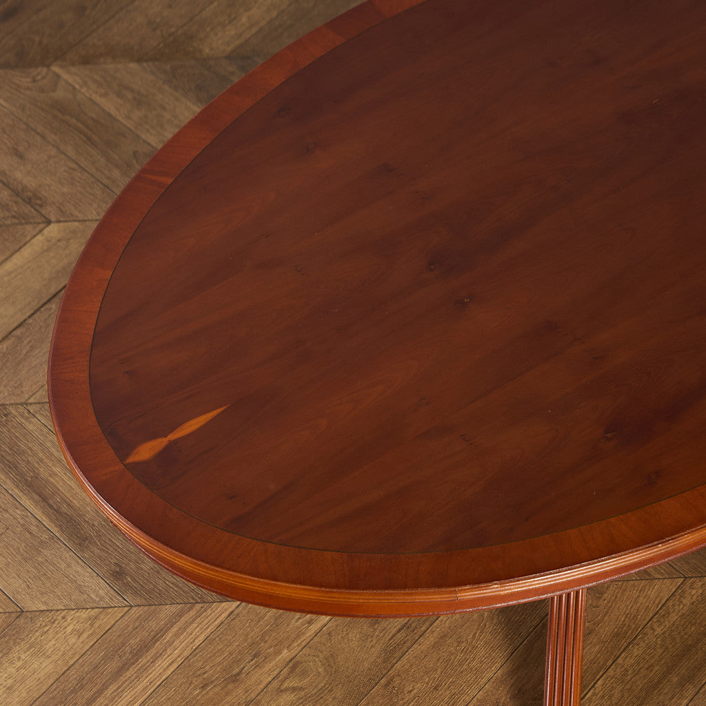 英国 クラシック イチイ材 オーバル センターテーブル