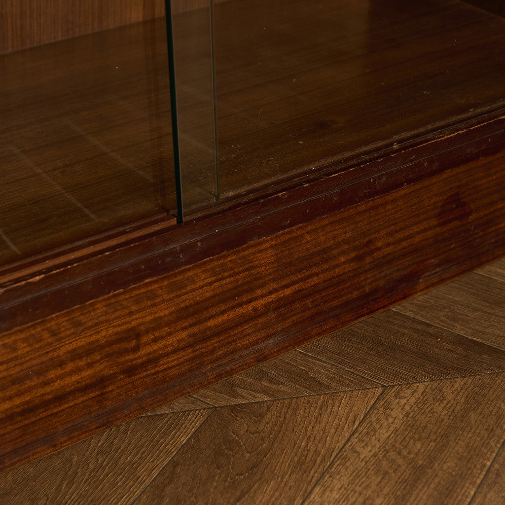 Brandon ヴィンテージ ガラスキャビネット