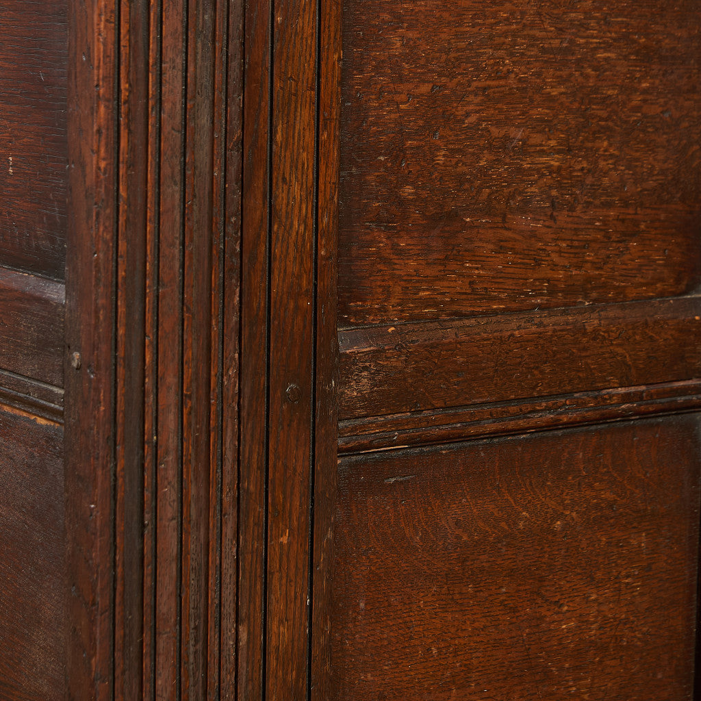 Alfred Allen コートカップボード