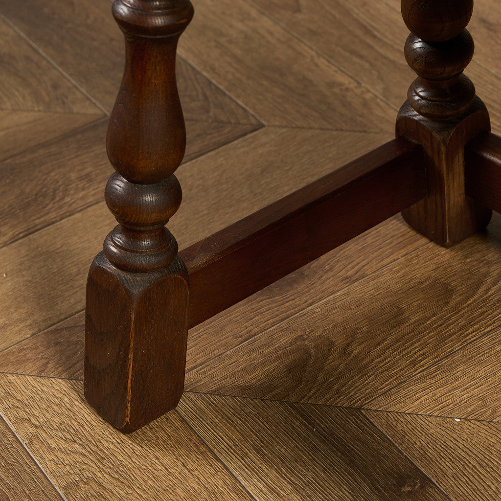 ネストテーブル