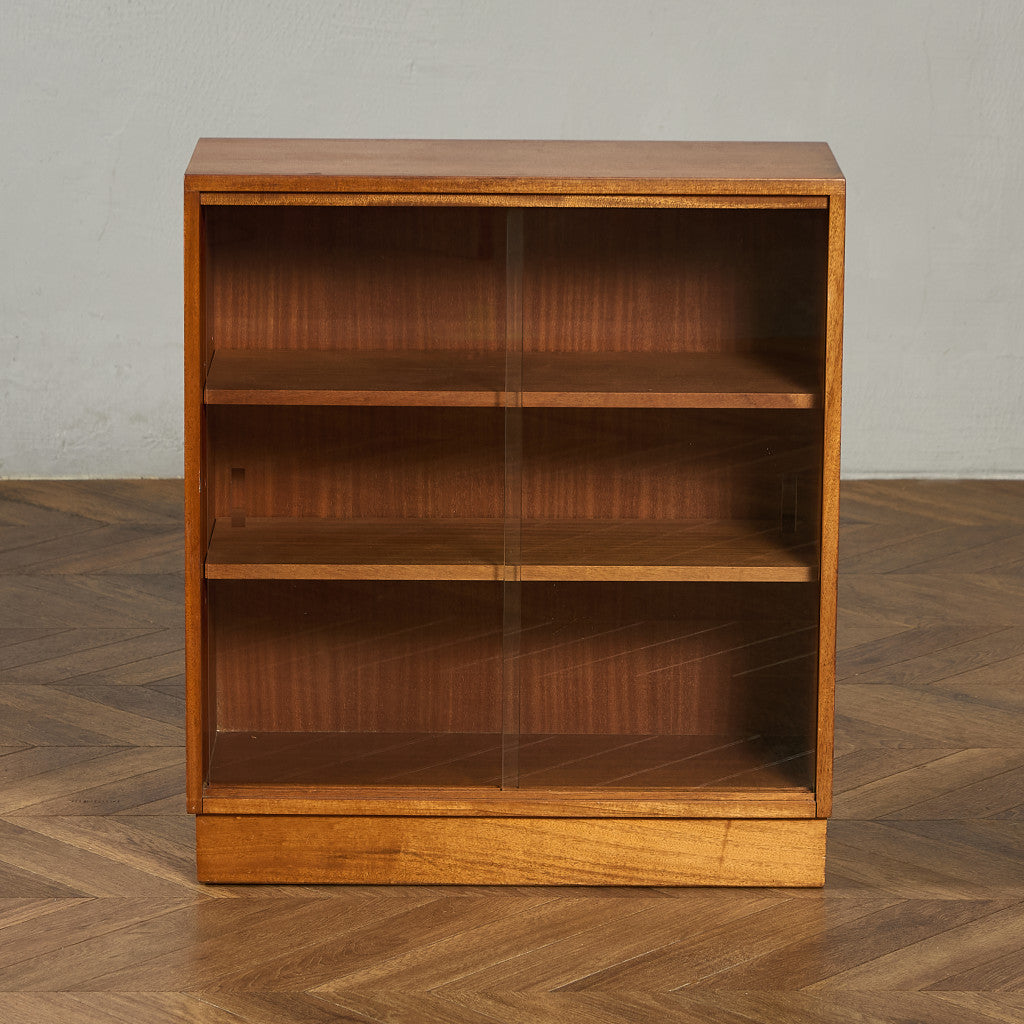 モーリス オブ グラスゴー Morris of Glasgow Cumbrae ヴィンテージ ナロー ガラス ブックケース 食器棚 #94361