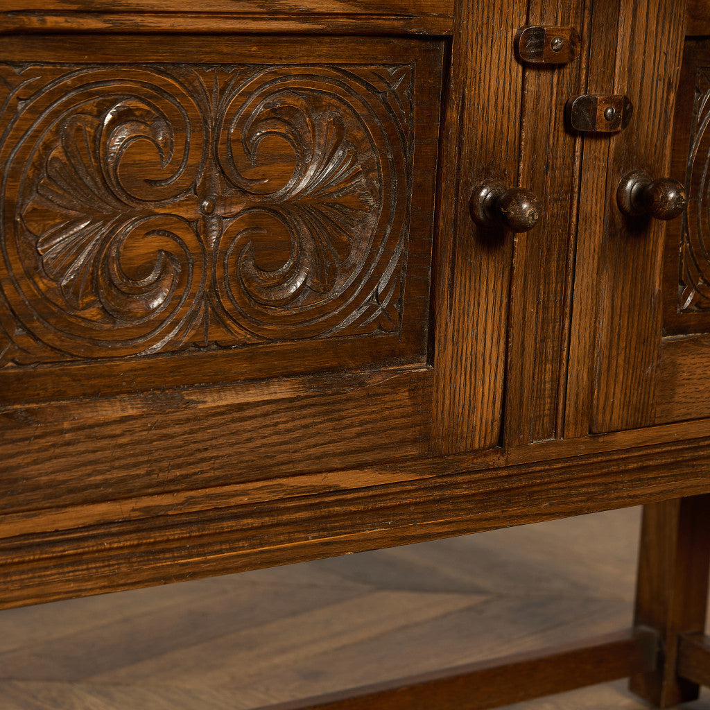 英国 クラシック 拡張天板付き サイドボード