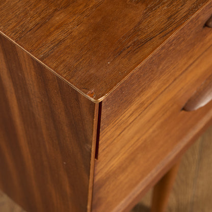 イギリス ヴィンテージ サイドボード