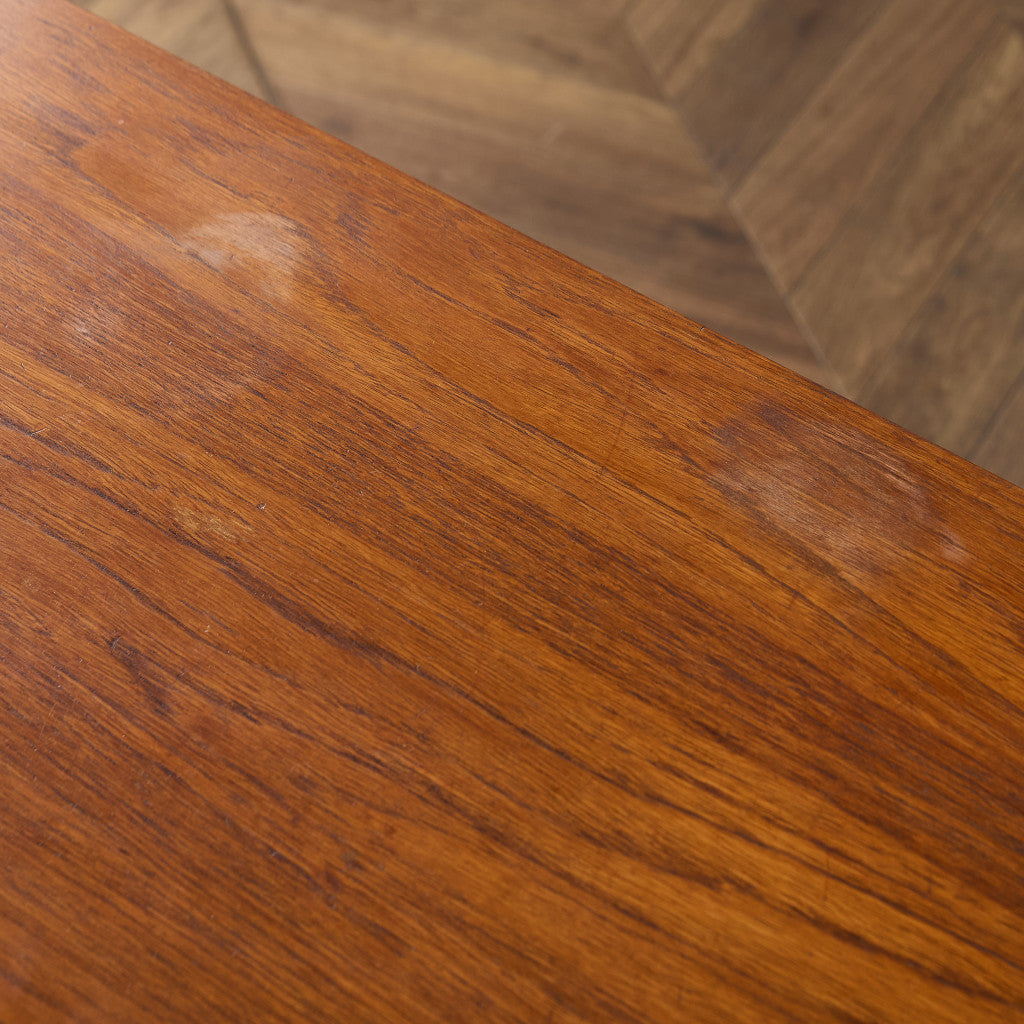 イギリス ヴィンテージ サイドボード