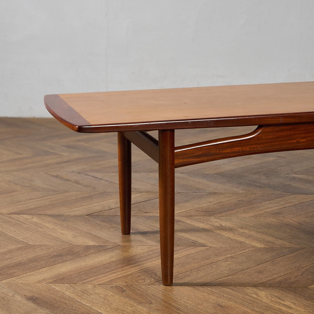 brasilia コーヒーテーブル