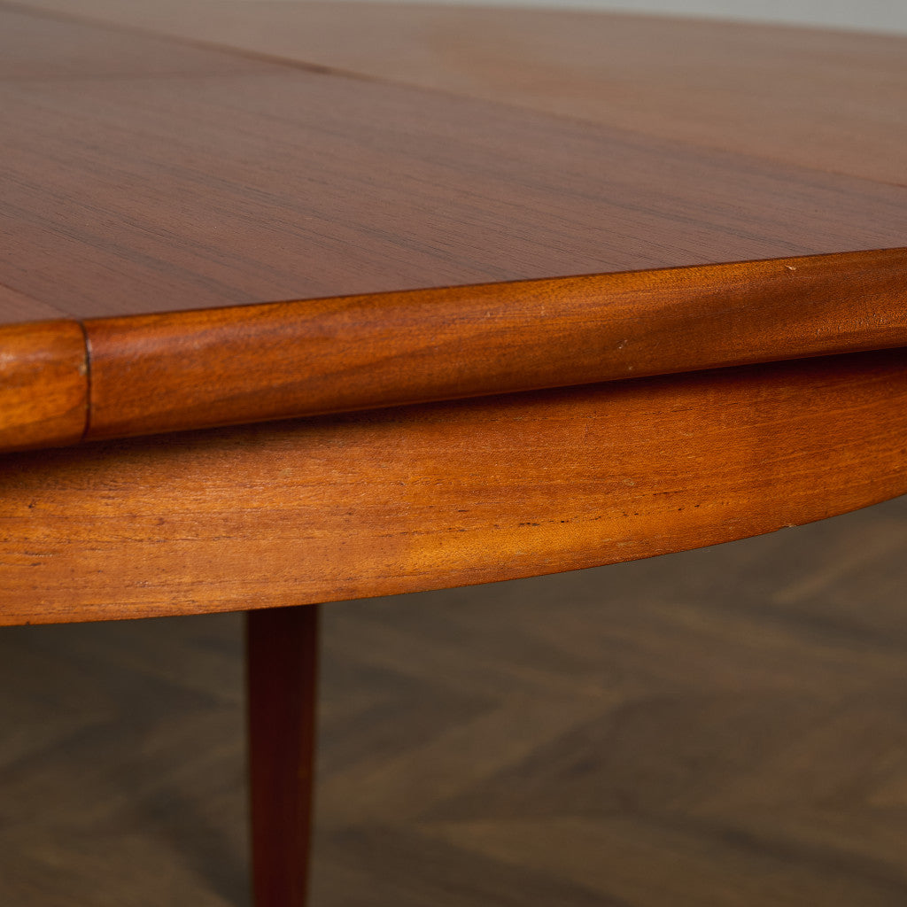 ヴィンテージ エクステンション ラウンドダイニングテーブル