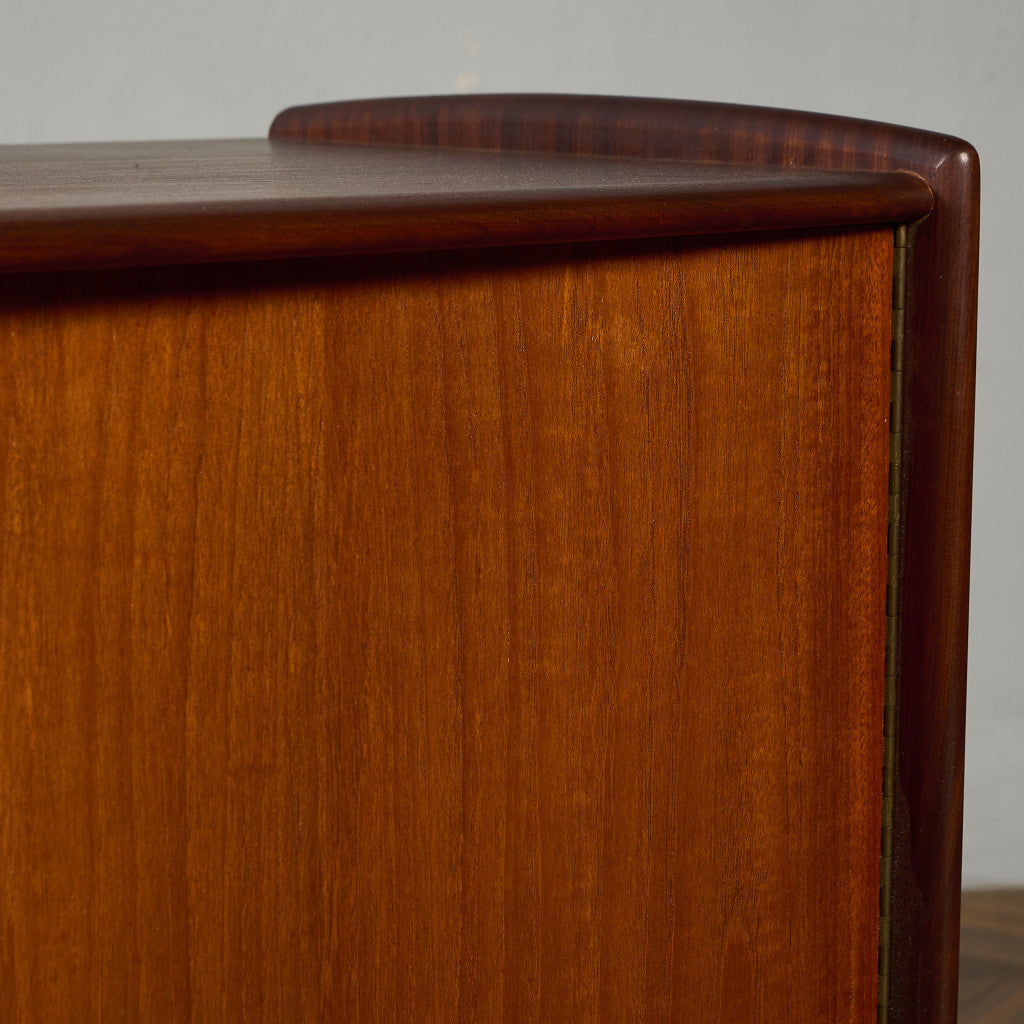 Volany ヴィンテージ サイドボード