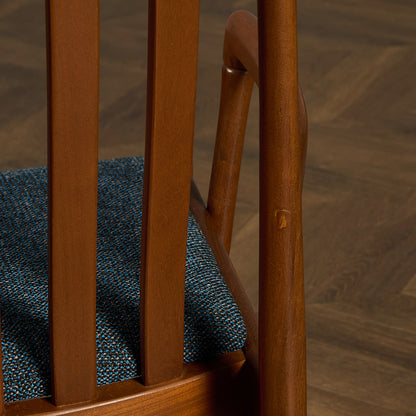 スラットバック アームチェア 座面張替え済み (LUUM)