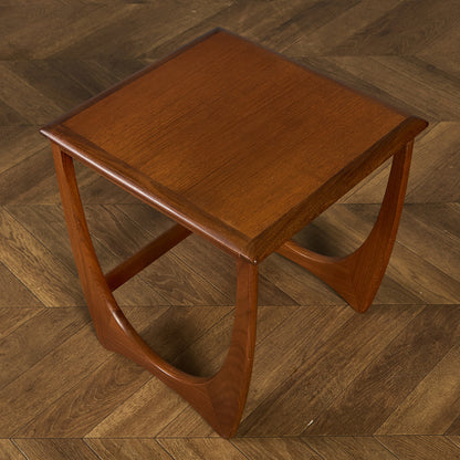 Astro ヴィンテージ タイルトップ ネストテーブル (3552D)