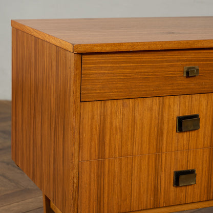 Limelight ヴィンテージ サイドボード