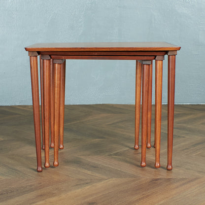 デンマーク製ヴィンテージ ネストテーブル