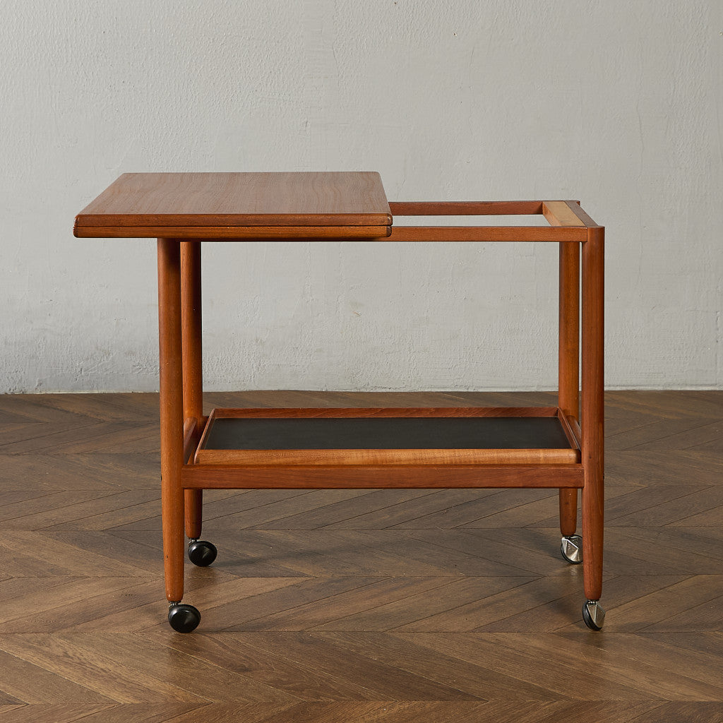 英国 ヴィンテージ ターンリーフ ティートロリー