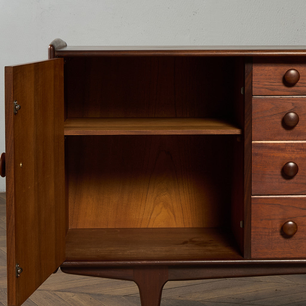 Volany ヴィンテージ サイドボード