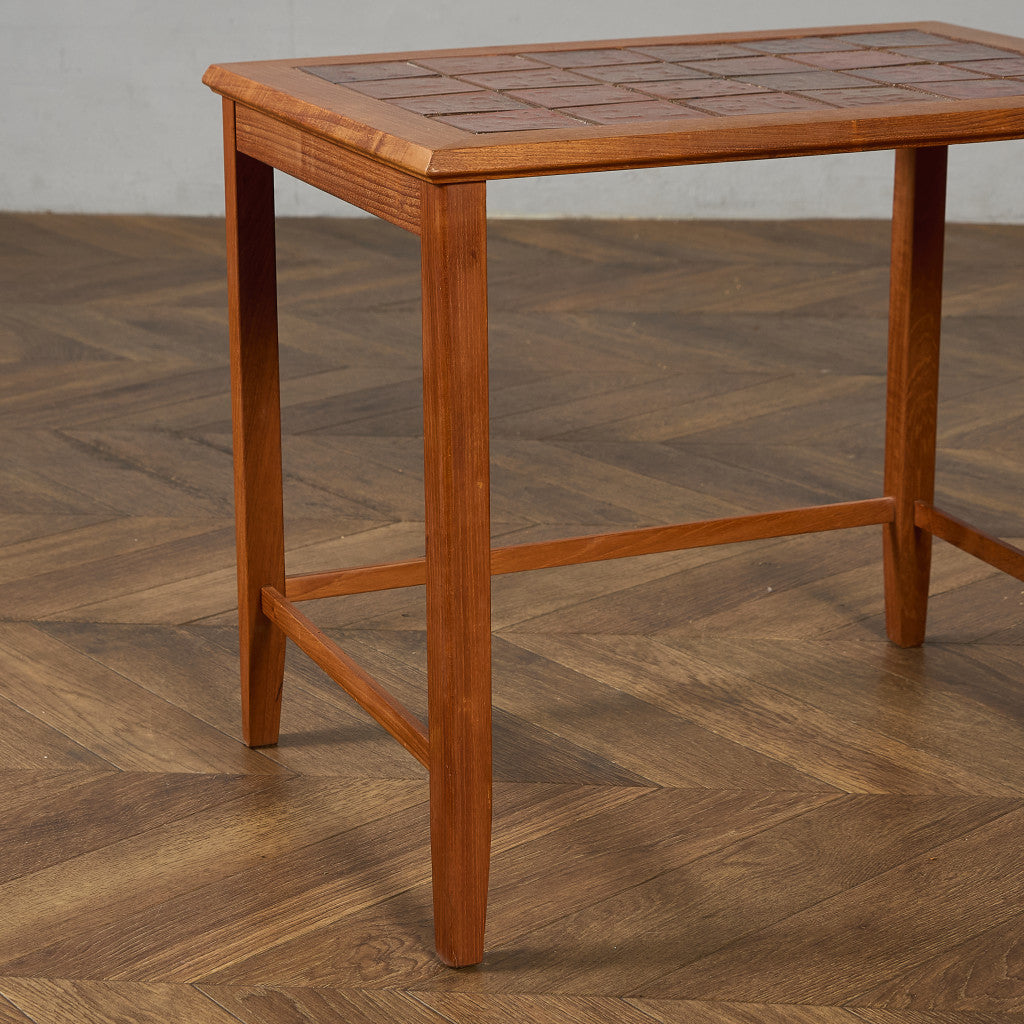 デンマーク タイルトップ ネストテーブル