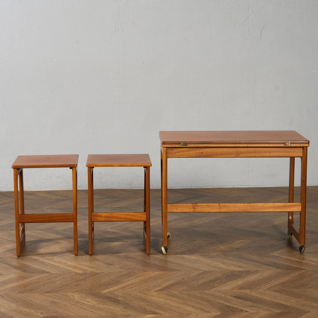 ヴィンテージ 拡張 天板付き ネストコーヒーテーブル