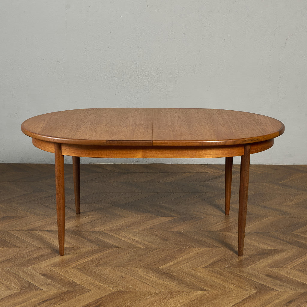 ヴィンテージ エクステンション オーバルダイニングテーブル