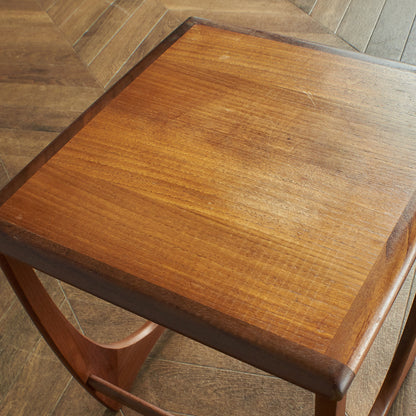 Astro セラミックタイルトップ ネストテーブル (3552D)