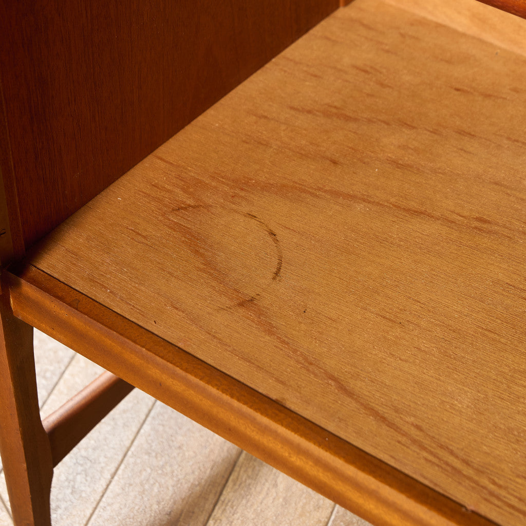 十字扉 ヴィンテージ サイドボード